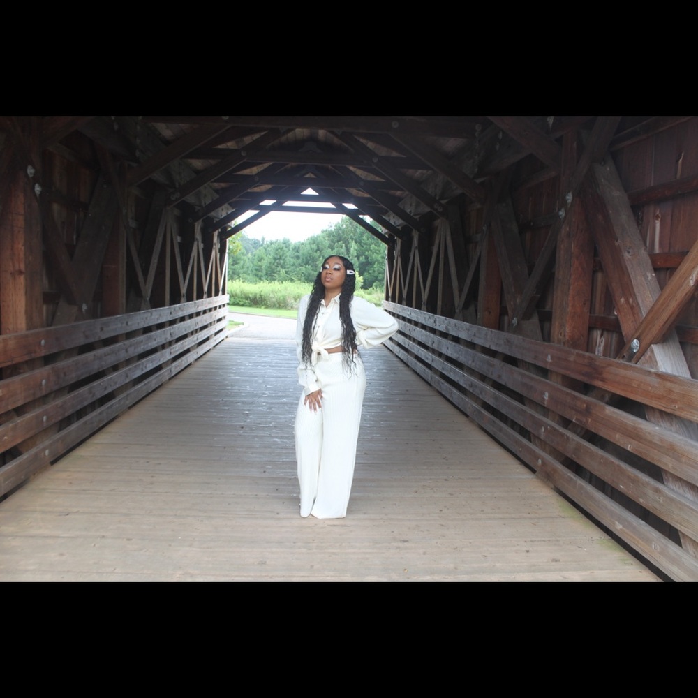 Two piece ivory set